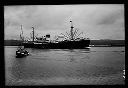 MS Oregon and tugboat, 7/1/1933, #8147_1