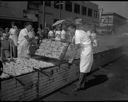 Barbecue chicken at 7th St., Hoquiam, 8/1961, #39691_1