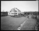 Couple in front of F.W. Byles residence, 8/11/1929, #11518_1