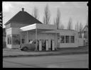 Service station at Park & Market Sts., Aberdeen, 11/27/1939, #16827_1