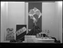 Wolff Co. display window, Frederic's Tru-Curl, 9/3/1941, #18601_1