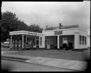 General Petroleum Mobilgas Station managed by Lougheed and Shorey, Montesano, 9/28/1940, #17608_1