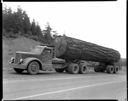 Big log on truck, circa 1940, #18087_1