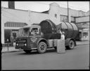 Hoquiam Mack Garbage Truck, 7/8/1955, #29537_1