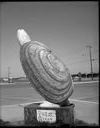 Statue of giant clam 