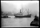 Tug QUEEN and vessel, circa 1905, #G0224_1