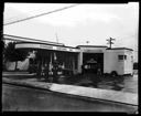 Les Parkhurst Gilmore Oil Co. Red Lion Gas Station, Elma, 9/4/1940, #17535_1