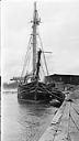 Sailing ship LIZZIE VANCE at dock, circa 1910, #L400564_16