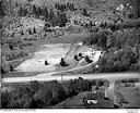 Unidentified farmhouses, 5/7/1949, #L32R28F2_1