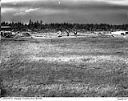 Hangar construction, unidentified location, possibly Summit, 9/4/1949, #L32R35F51_1